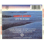 SIMPLE MINDS - LIFE IN A DAY